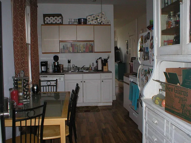 1929 N Sheffield Ave #3F — Photo 5
