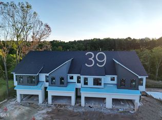 956 Myers Point Dr #39, Morrisville, NC 27560