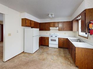 209 N 11th St #1, Bismarck, ND 58501