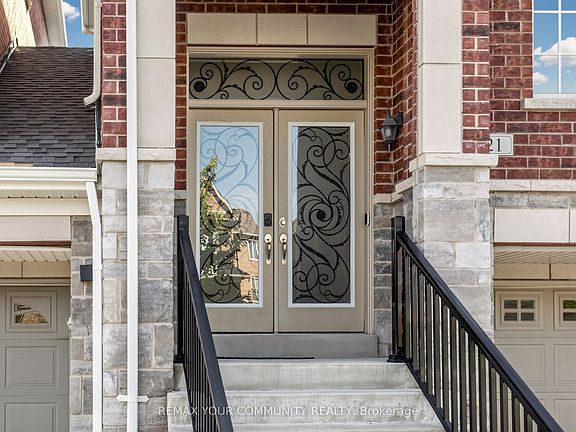 4th image of 21 Princess Charlotte Ave
