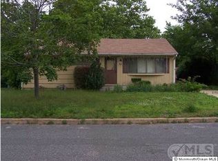 72 Rosewood Dr, Toms River, NJ 08753