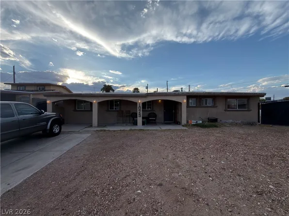 1025 Villa Cir, Las Vegas, NV 89108