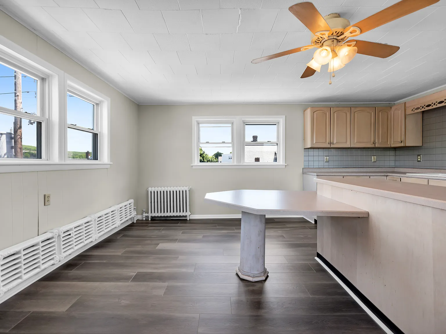 2 bed, 1100 sqft, $1,325 — Photo 3
