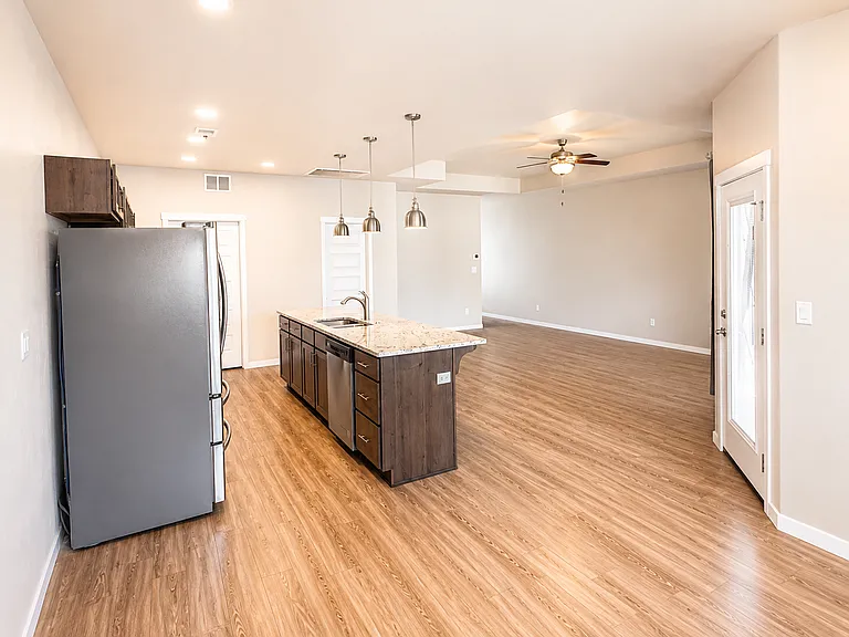 564 Red Cedar Way — Photo 7