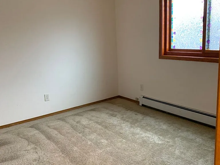 3401 Lakeshore Dr — Photo 23