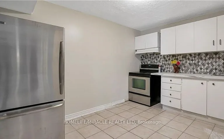 1430 Upper Gage Ave — Photo 4