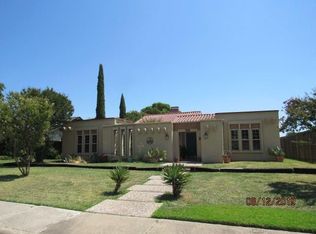 3722 Woodside Rd, Carrollton, TX 75007