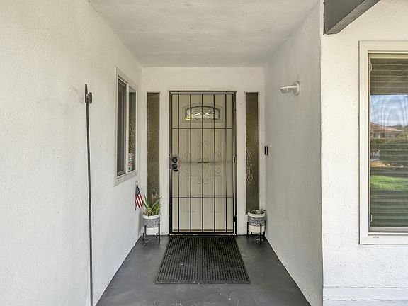 5th image of 1920 S San Joaquin Drive