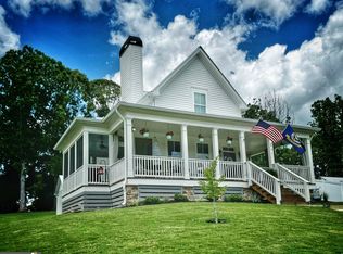 221 E Underwood St, Cleveland, GA 30528