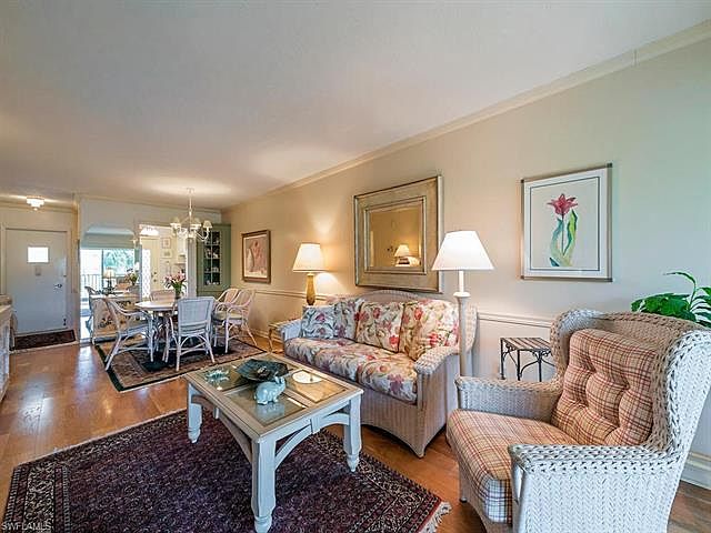 1st image of 242 Banyan Blvd #242