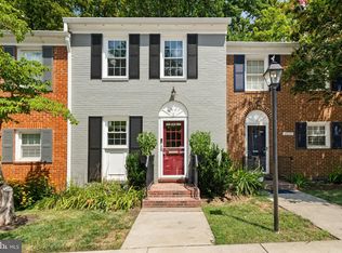 6627 Burlington Pl, Springfield, VA 22152
