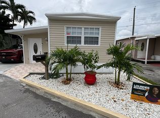 8181 NW South River Dr LOT A144, Medley, FL 33166