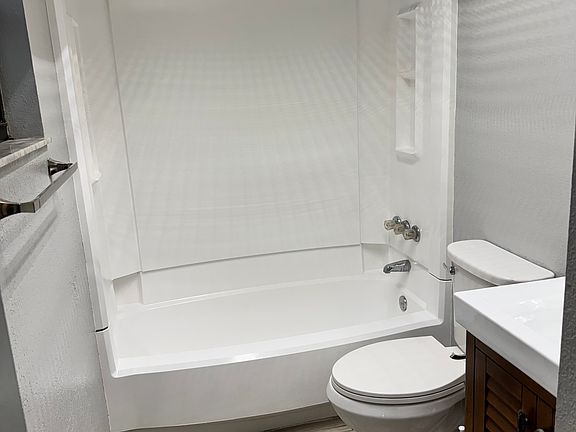 3rd image of 1264 E 113th Ave #104