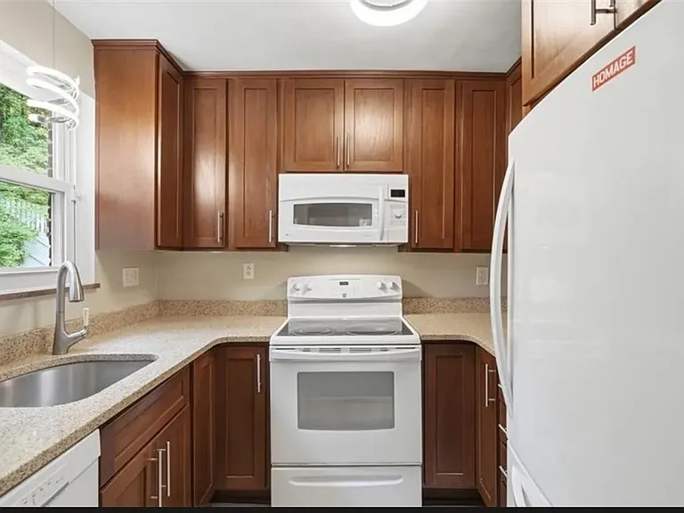 3343 Maple Dr — Photo 11