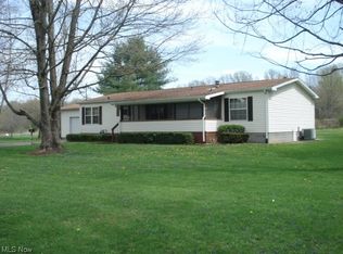 9640 Colton Rd, Windham, OH 44288