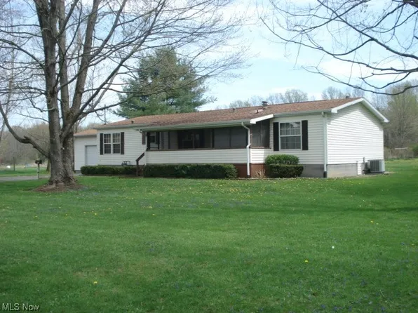 9640 Colton Rd, Windham, OH 44288