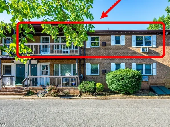 55 Gill Ln, Woodbridge Twp., NJ 08830
