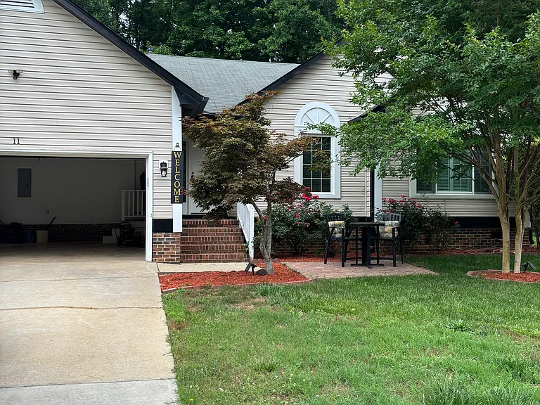 Berlander Ct — Photo 3