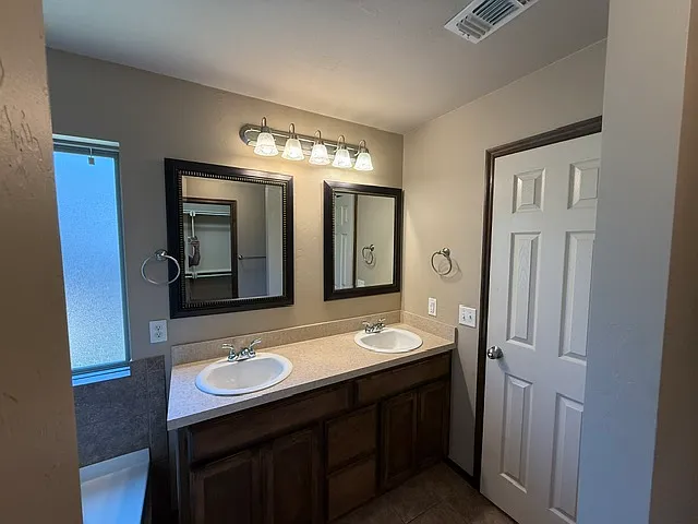 3500 Frederick Dr — Photo 16