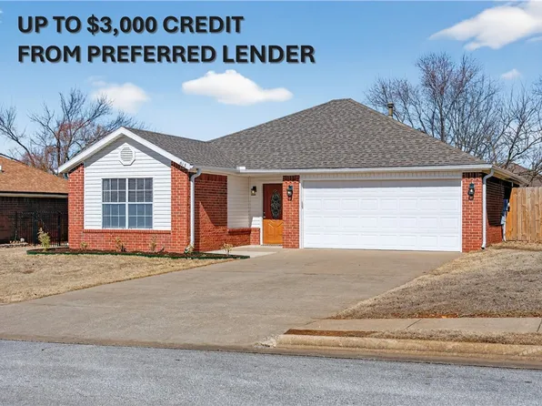 813 Marcus St, Bentonville, AR 72712