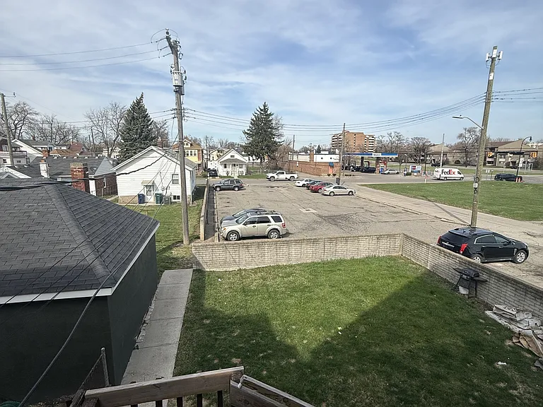 1308 Hanford Ave — Photo 36
