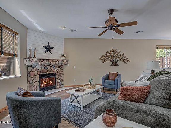 3rd image of 310 W Christopher Point