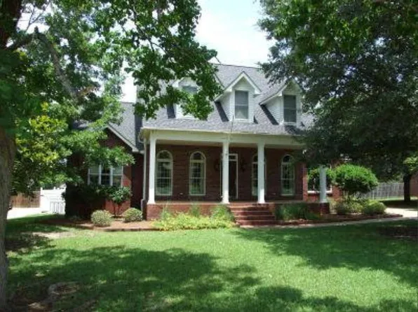 1311 Forest Brook Dr, Demopolis, AL 36732