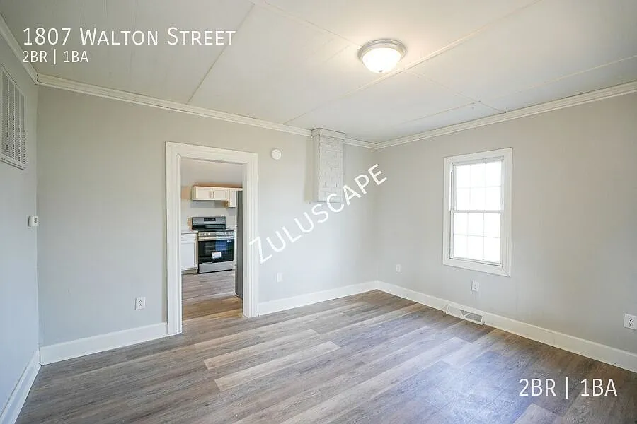 Building Photo - 1807 Walton St