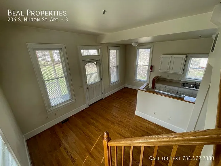 206 S Huron St #3 — Photo 6