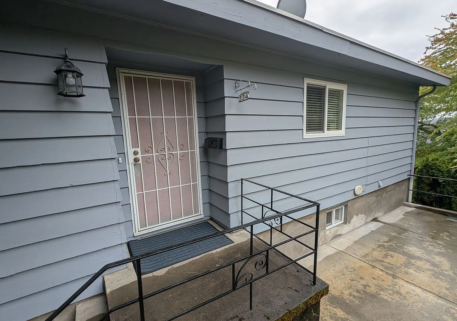 HAUG01 — Photo 1