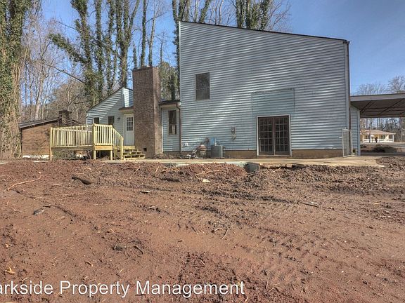 3rd image of 3699 Summit Dr NW