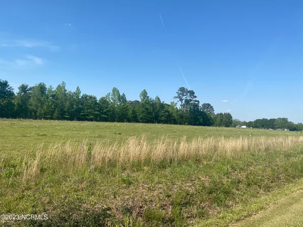 353 Best Road, Whiteville, NC 28472