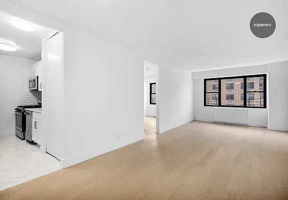 Rented by Triplemint | media 9