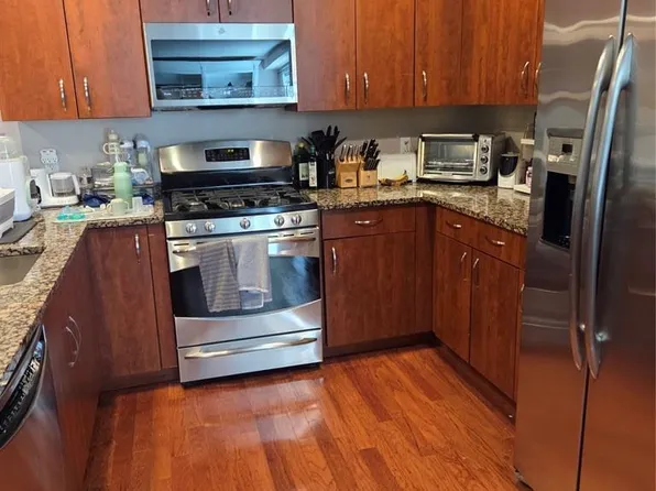 48 S Park St Unit 711X, Montclair, NJ 07042