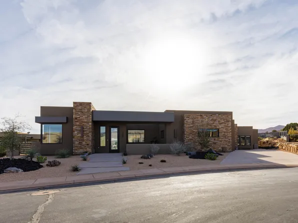2205 W Reserve Cir, Saint George, UT 84770