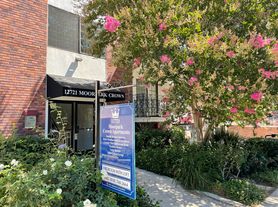 12721 Moorpark St, Studio City, CA