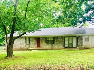 301 Grove Ave, Poteau, OK 74953