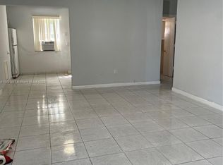 600 SW 10th St #0, Hallandale, FL 33009