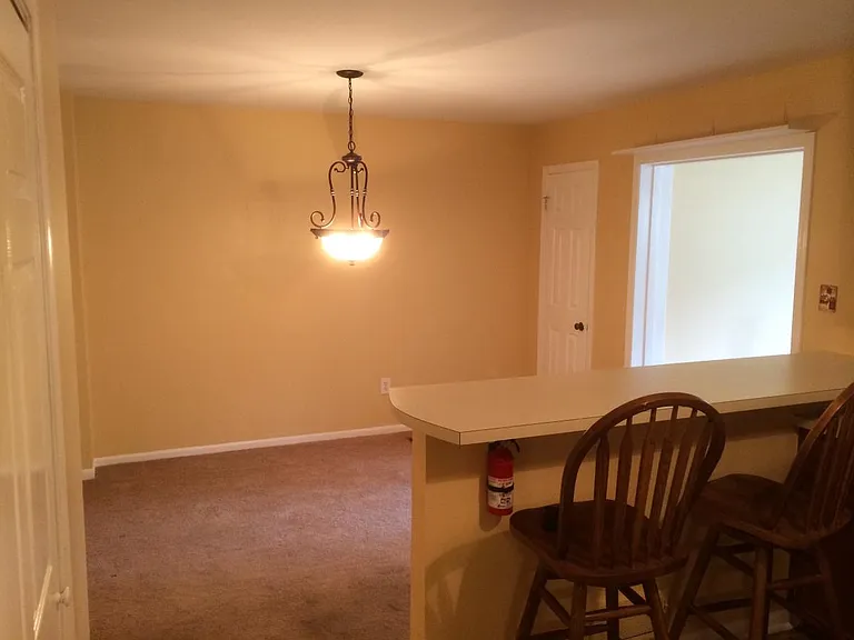 46 Burlington Ct — Photo 8