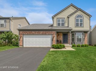 697 Fair Links Way, Gurnee, IL