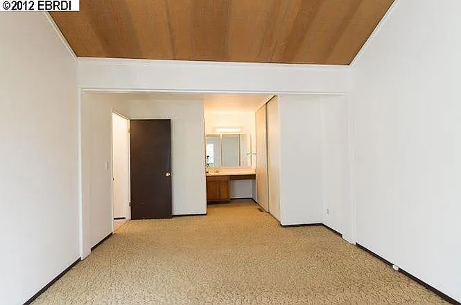 7435 Circle Hill Dr — Photo 9