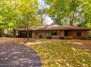 4718 Woodcraft Rd, Okemos, MI 48864