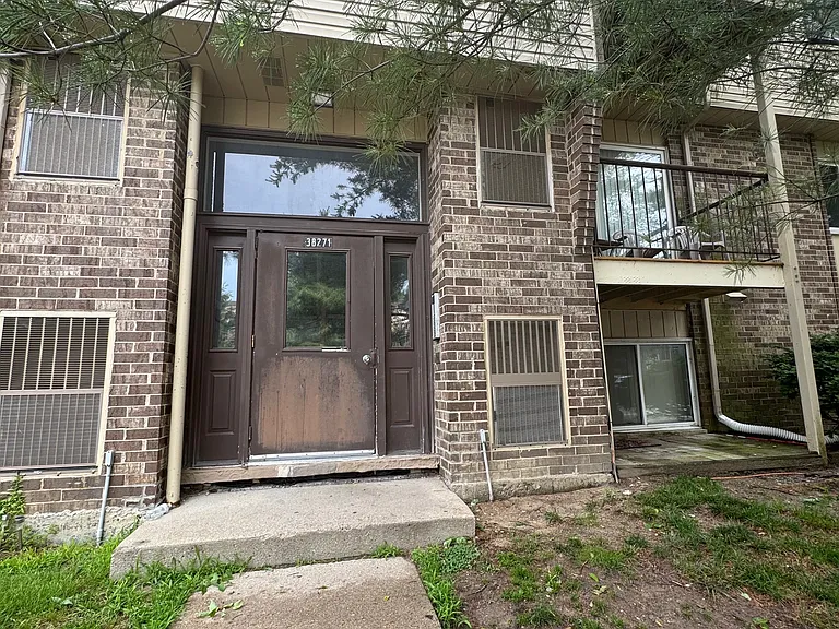 38271 Fairway Ct #104B — Photo 2