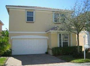 1260 Hayes St, Hollywood, FL 33019