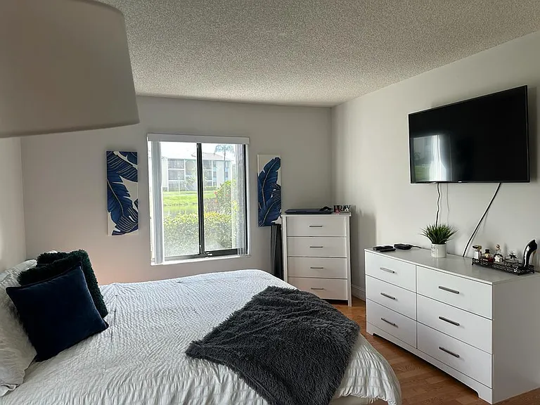 1102 Green Pine Blvd #B1 — Photo 12