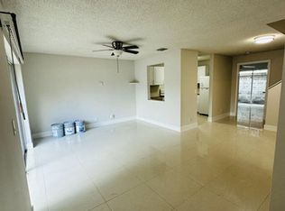 451 Cypress Way W, Palm Springs, FL 33406