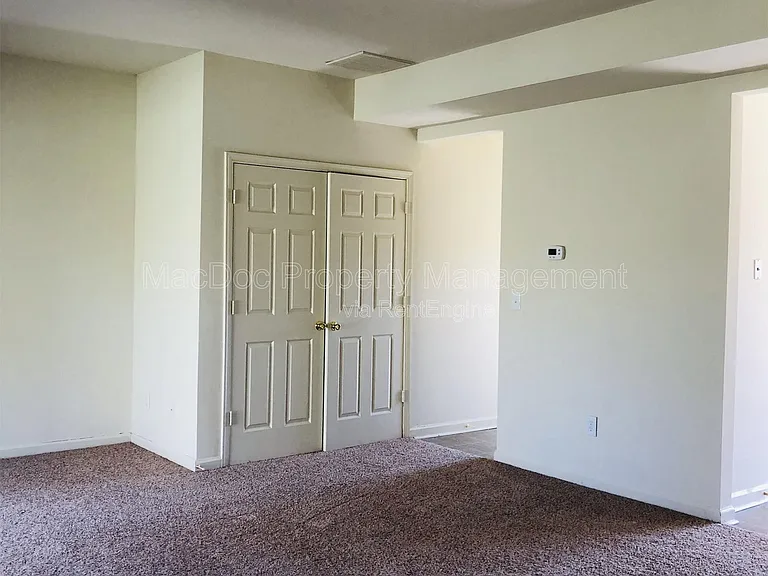 11009 Bevin Dr — Photo 6