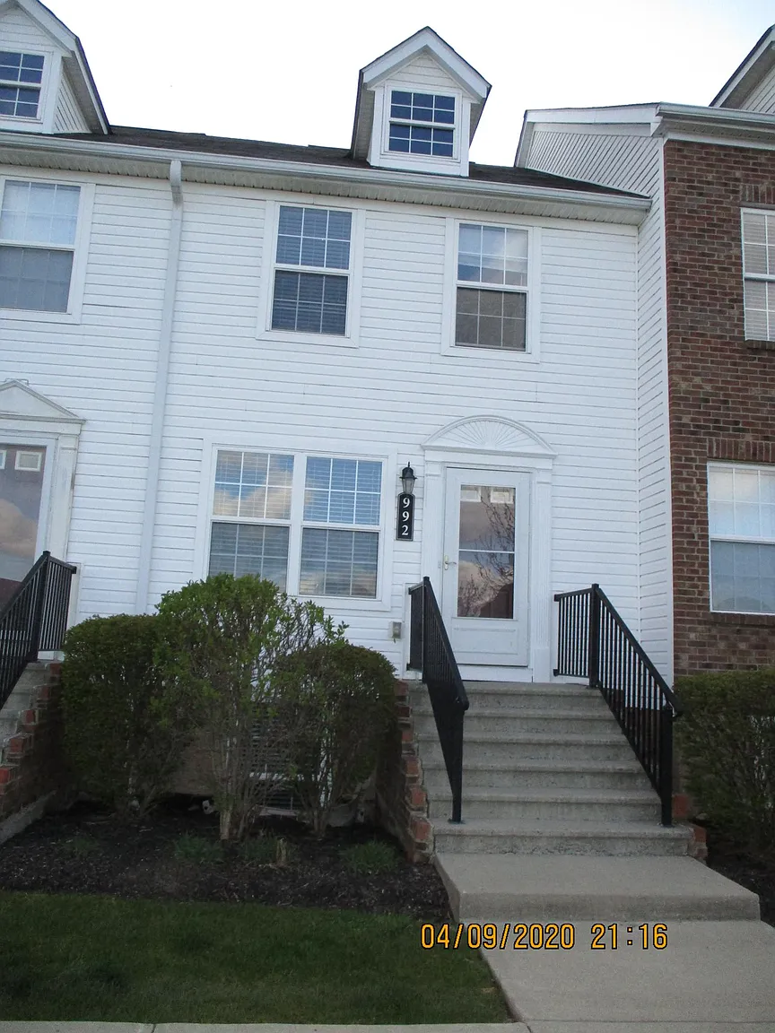 964 Hartford Village Blvd photo 1