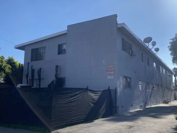 14202 Sylvan St, Van Nuys, CA 91401