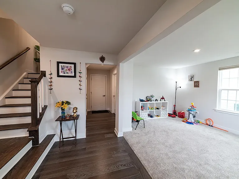 310 Theodora Way — Photo 2